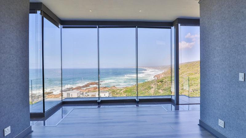 4 Bedroom Property for Sale in Pinnacle Point Golf Estate Western Cape